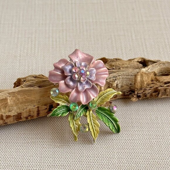 Vintage Jewelry - Vintage Pink Enamel Flower Brooch With Rhinestones & Green Leaves